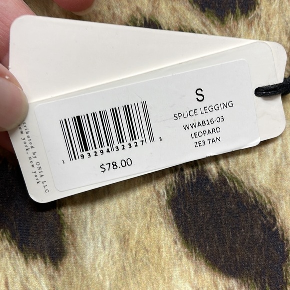 Weworewhat NWT Tan Leopard Splice Legging Biker Activewear Shorts Size Small - Picture 5 of 11